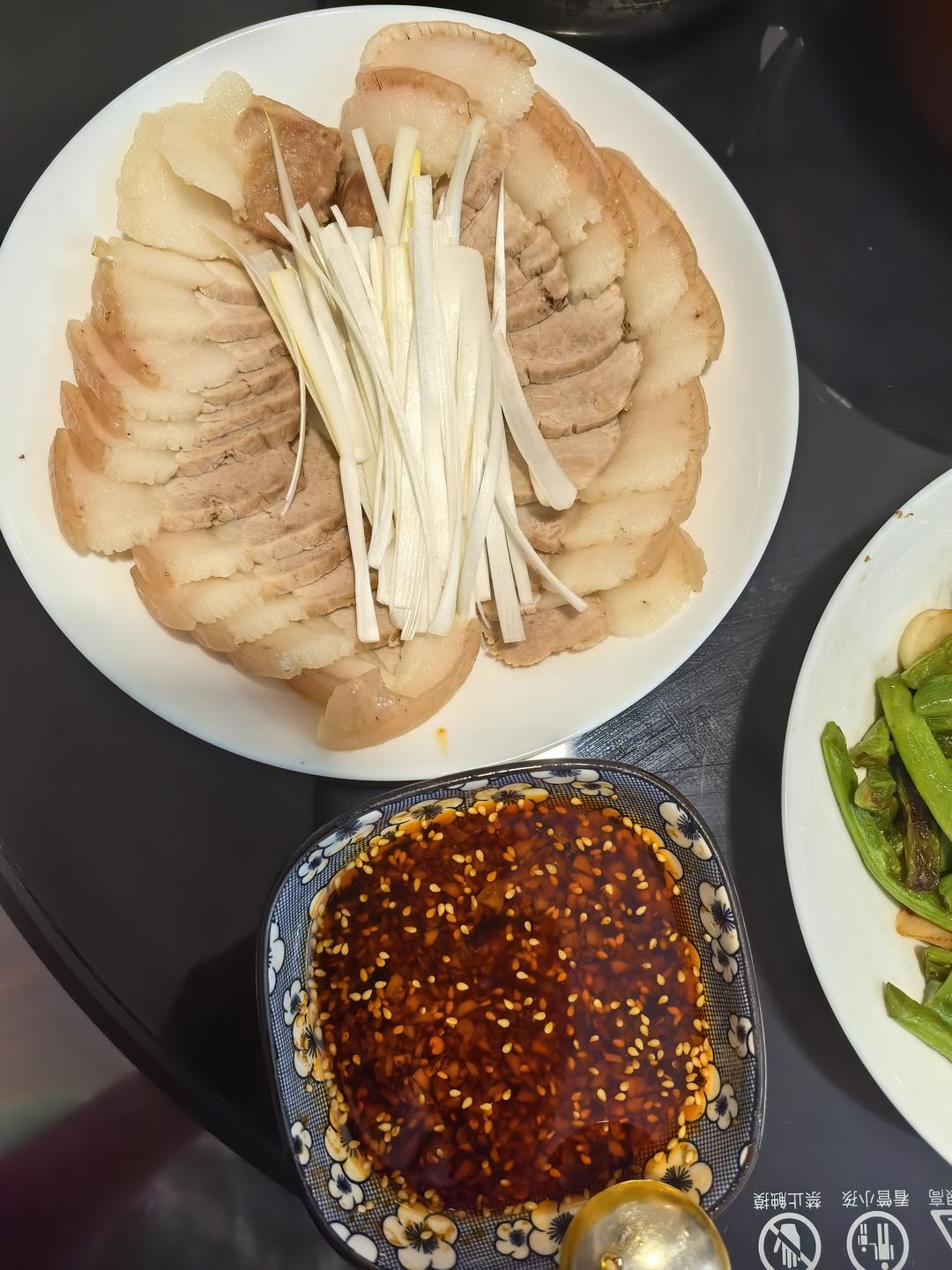 蒜泥白肉