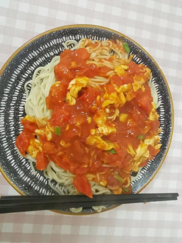超简单❗️快来碗西红柿炒鸡蛋盖浇面🍝