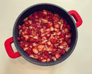 自制草莓果酱的做法 步骤2