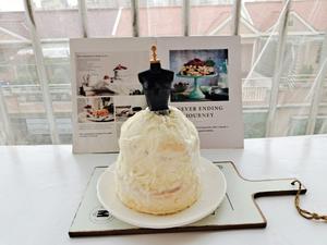 浪漫白色婚纱蛋糕的做法 步骤9