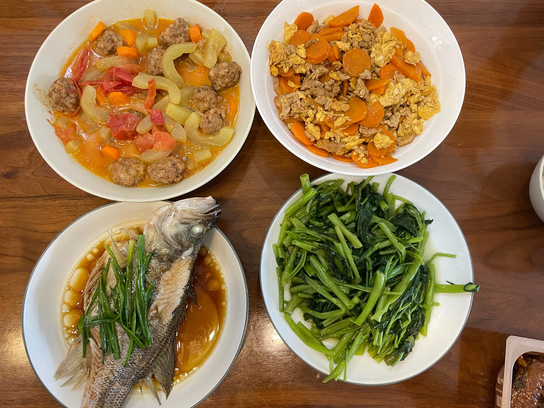 蒸鲈鱼