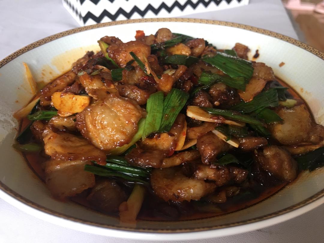 年夜饭必做-蒜苗回锅肉