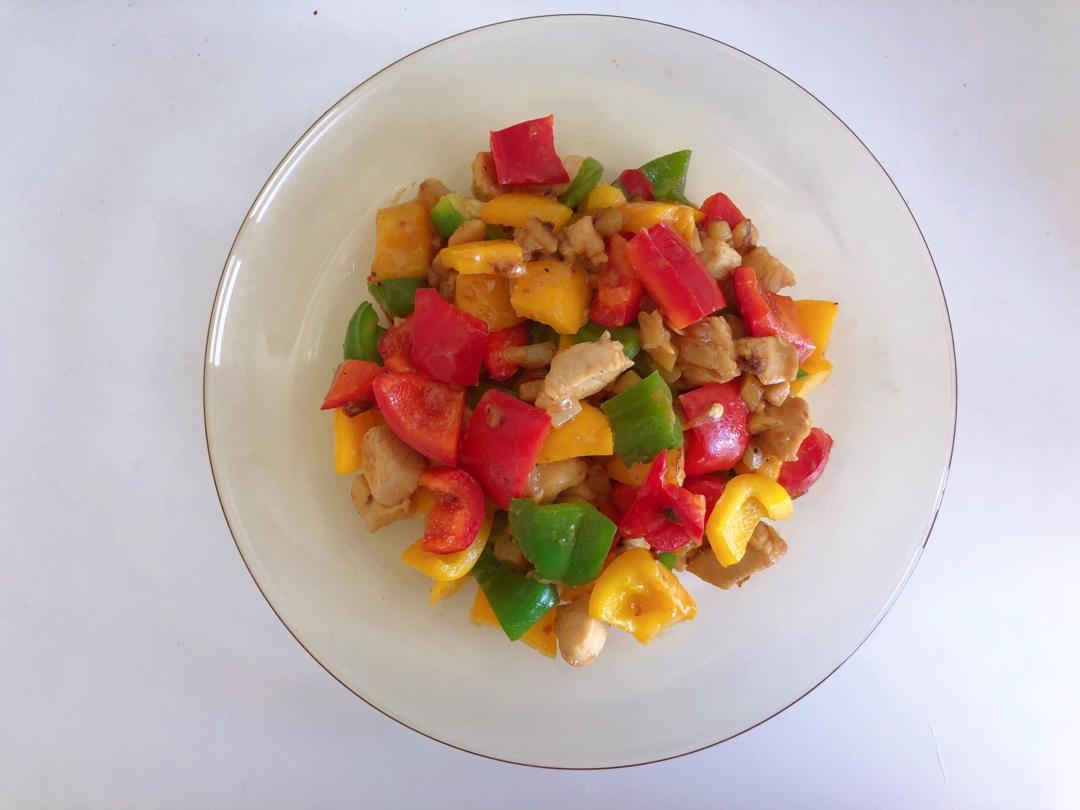 彩椒炒鸡丁