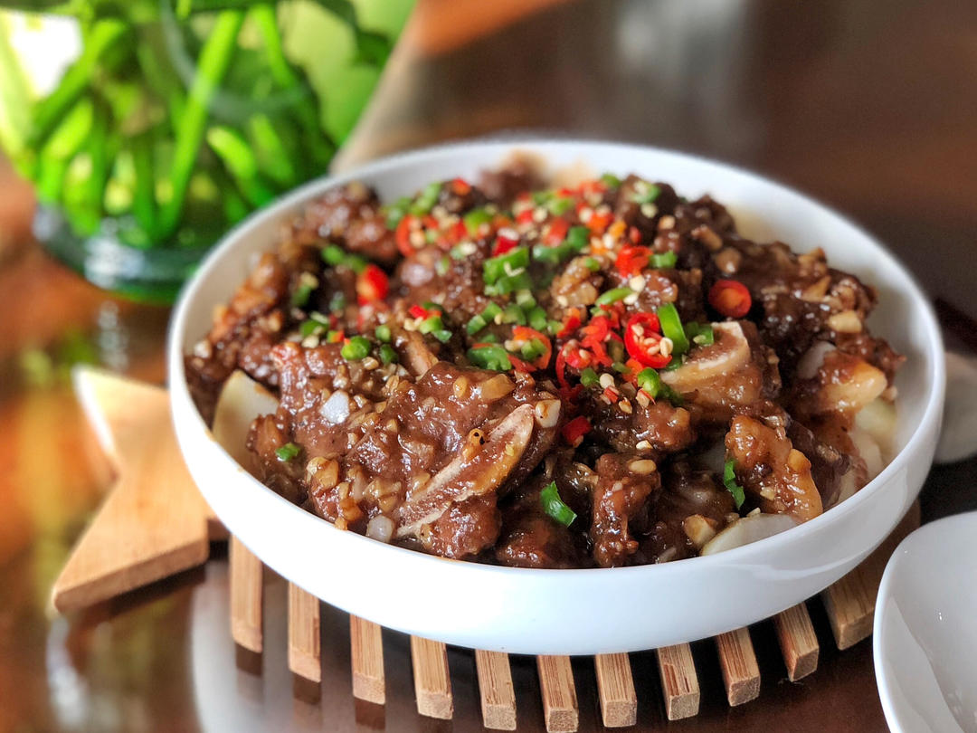 快手黑椒蒸牛仔骨(视频)