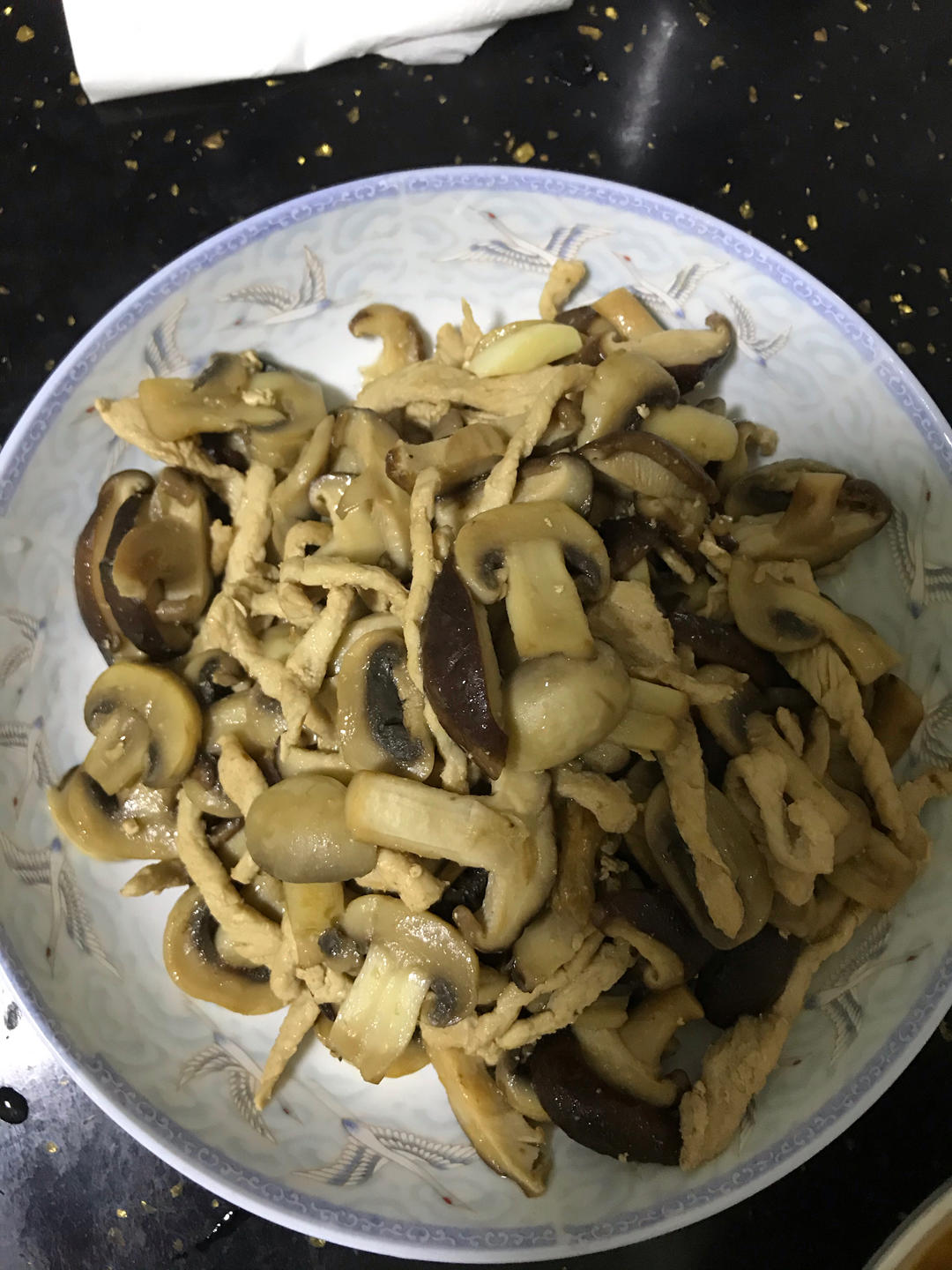 家常香菇炒肉