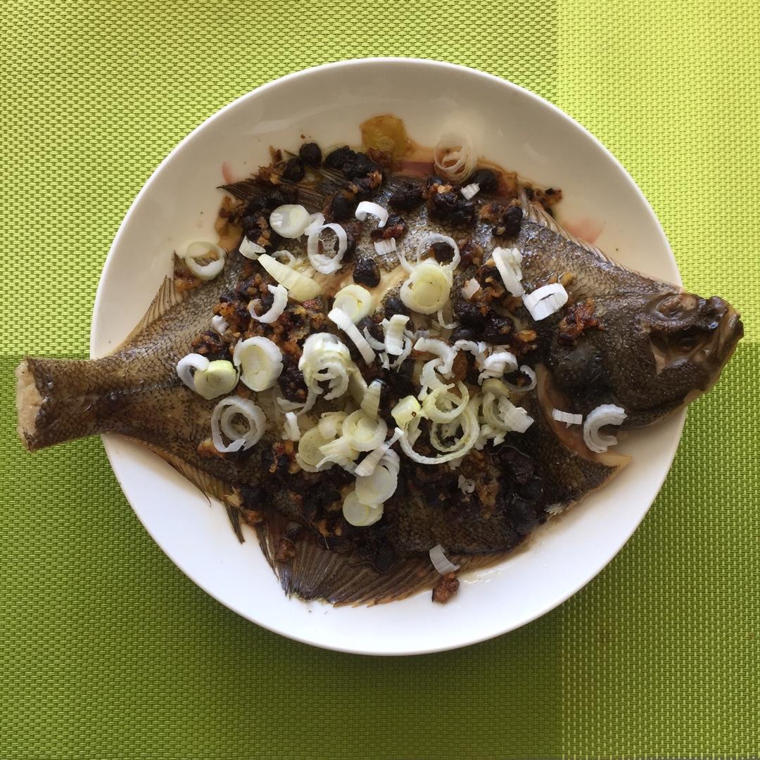 蒜蓉豆豉蒸黑鲳