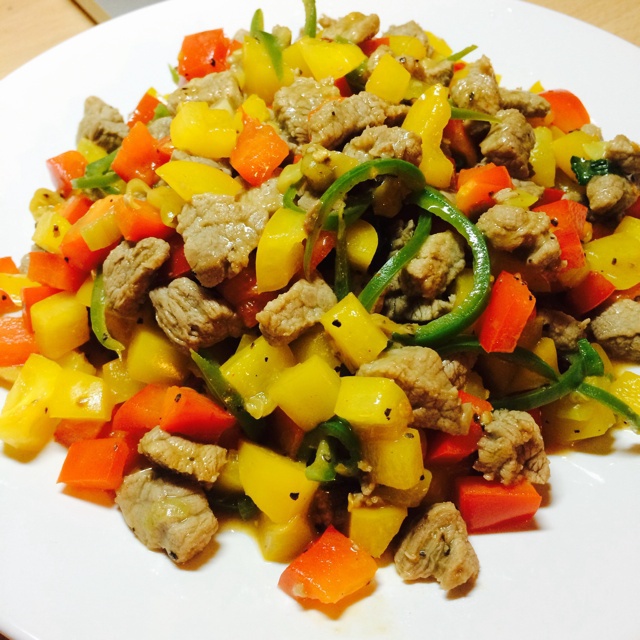 彩椒牛肉粒