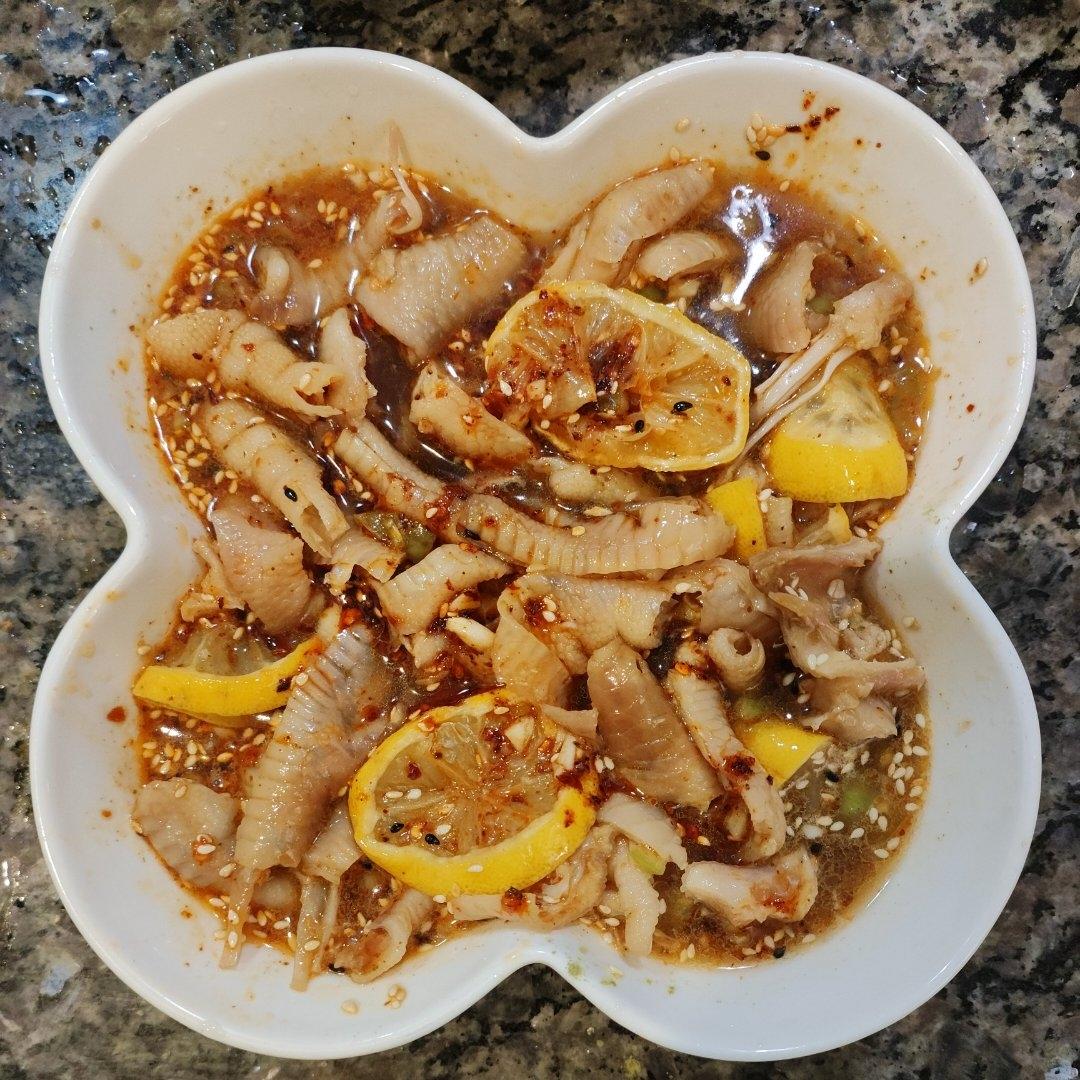 好吃到原地出摊｜柠檬酸辣无骨鸡爪