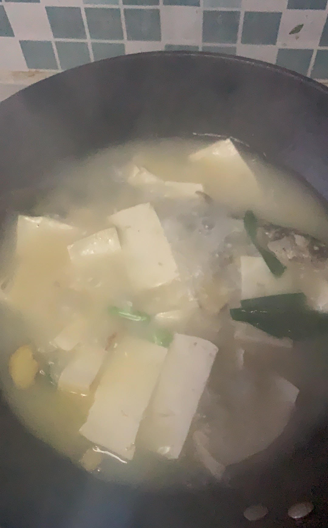 昂刺鱼豆腐汤（黄辣丁）