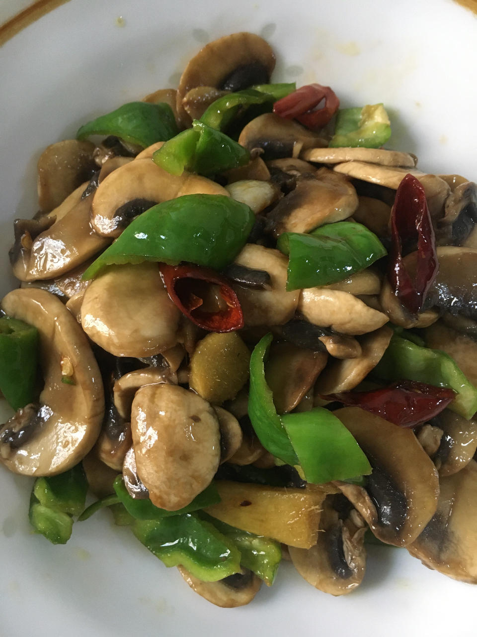 素炒鲜口蘑（白蘑菇），快手家常菜