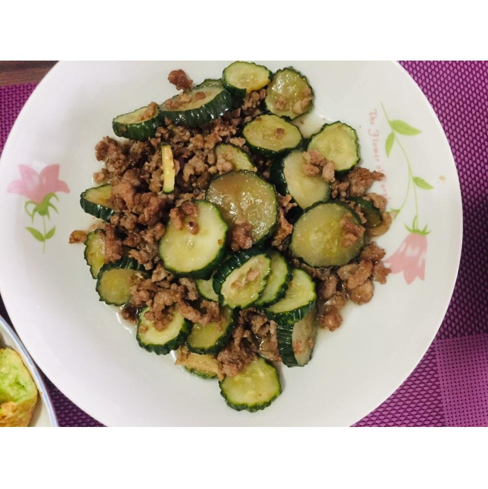 肉沫脆皮黄瓜
