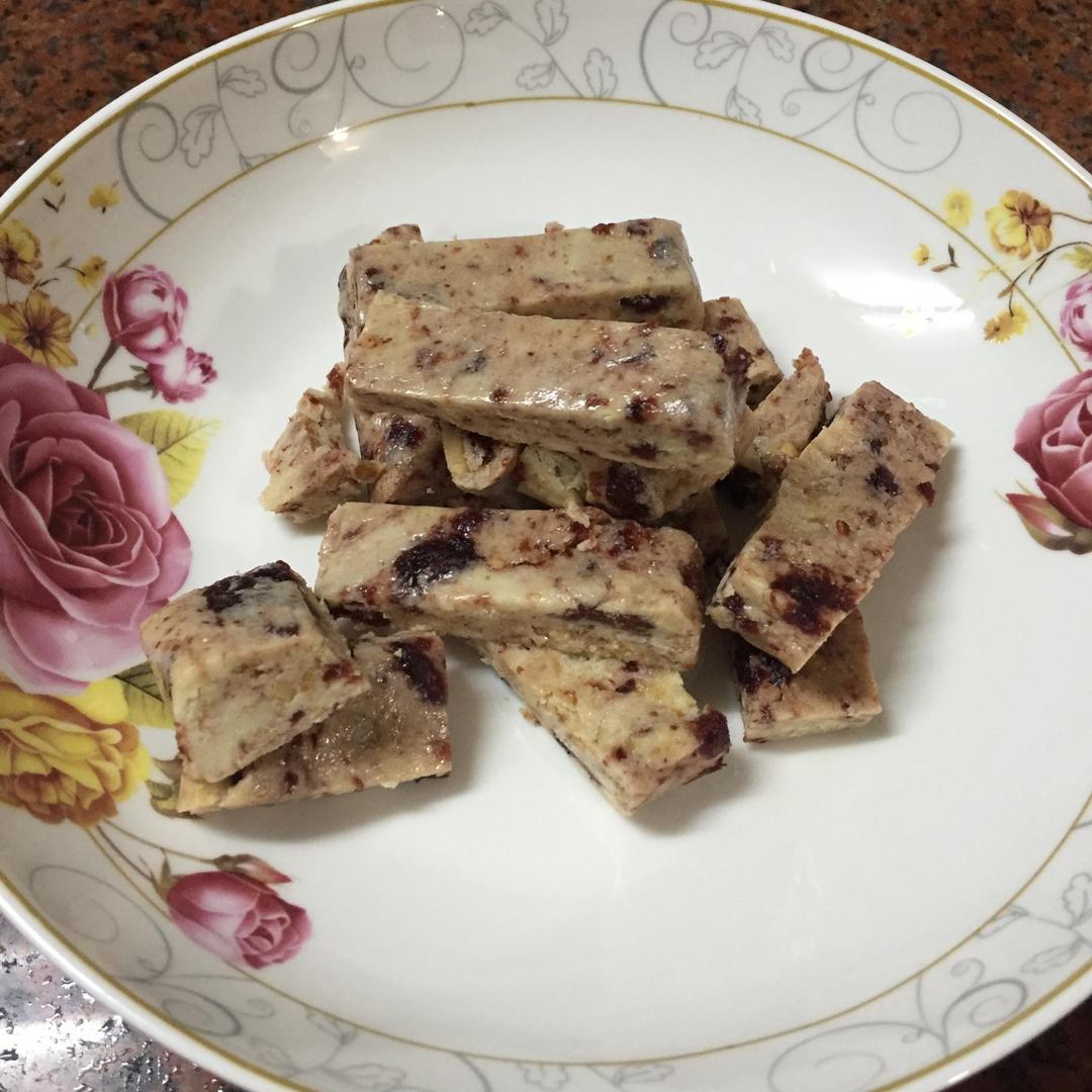 蔓越莓花生牛轧糖的做法步骤图 怎么做好吃 Rossane 下厨房