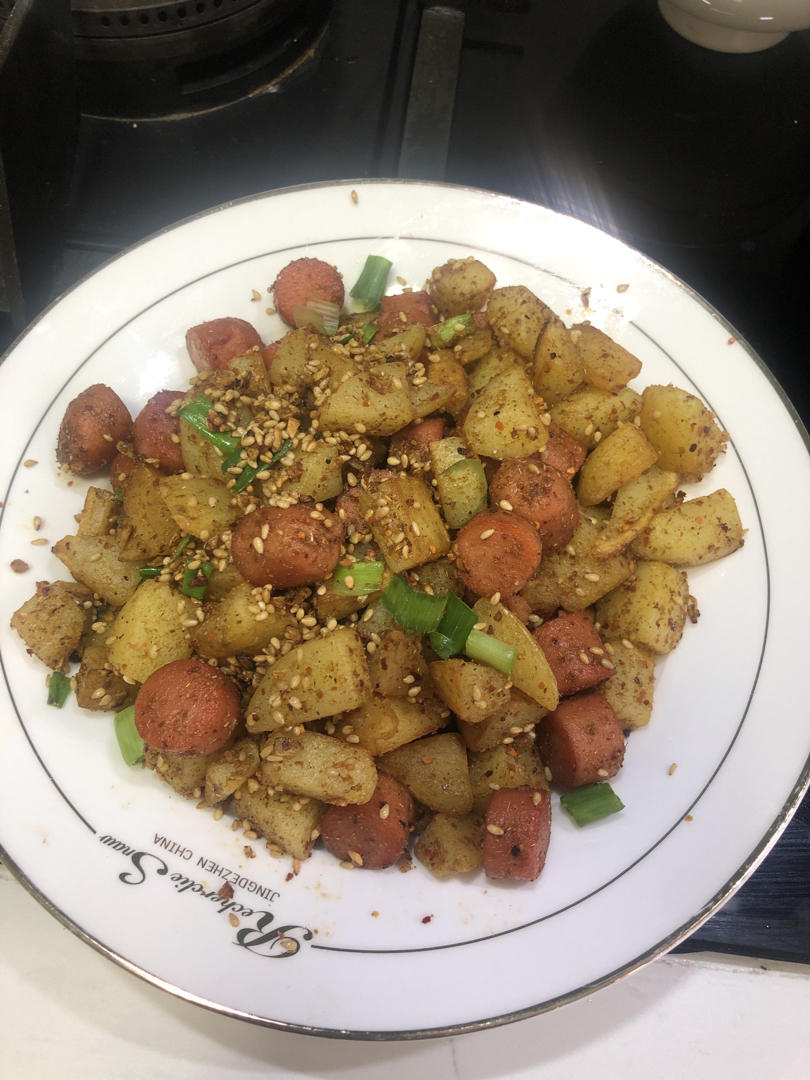 孜然土豆火腿肠 香辣过瘾还便宜！