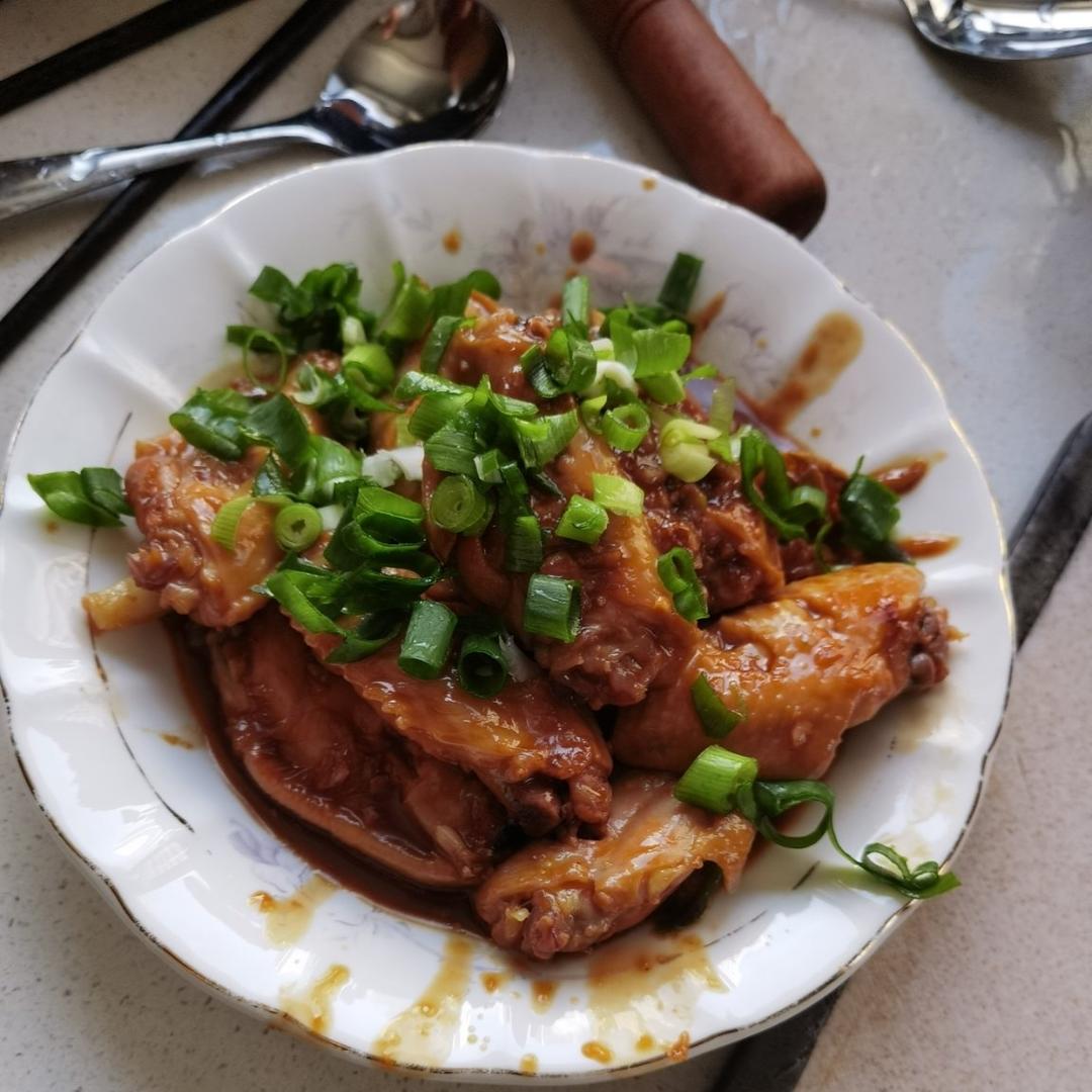 妈妈家的味道，吃了停不下来的红烧鸡翅