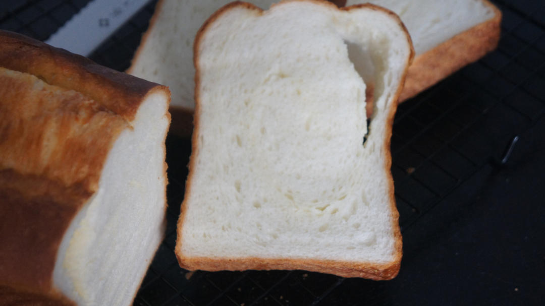 软嫩的乳酪吐司---风炉两层山形吐司同烤记录