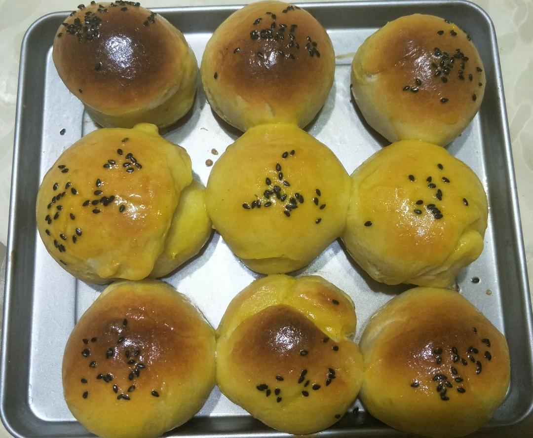 超软牛奶小餐包