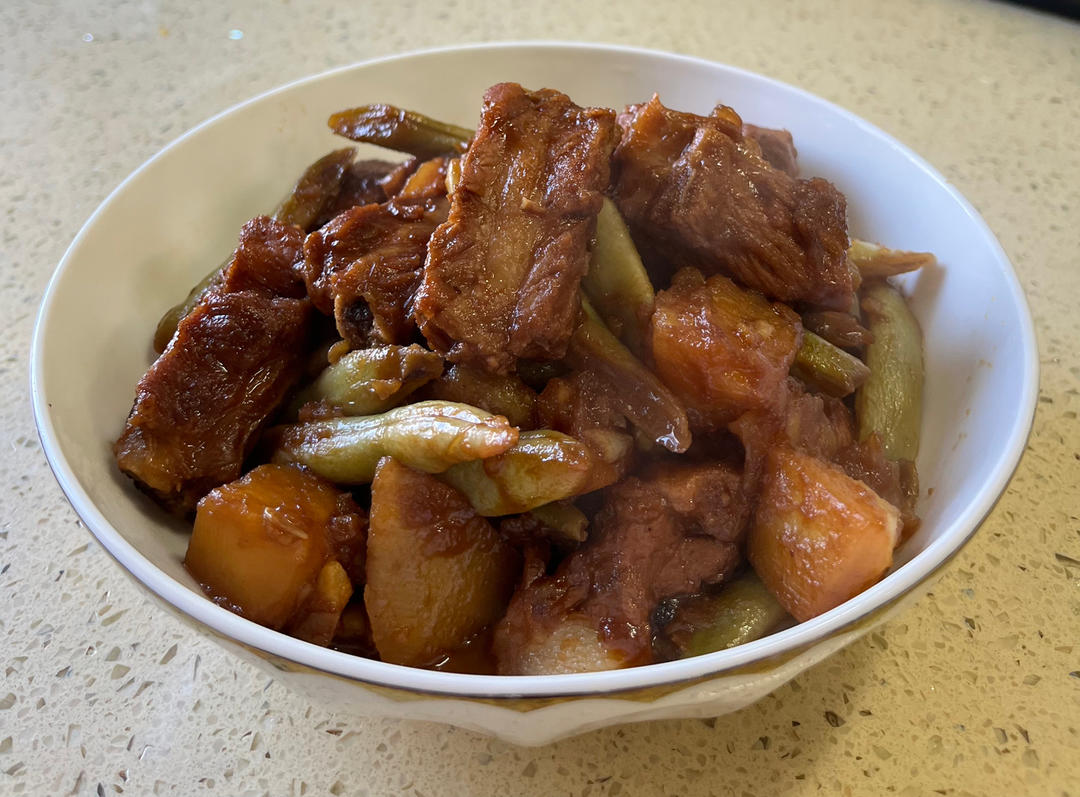 排骨炖豆角土豆——东北夏天必备