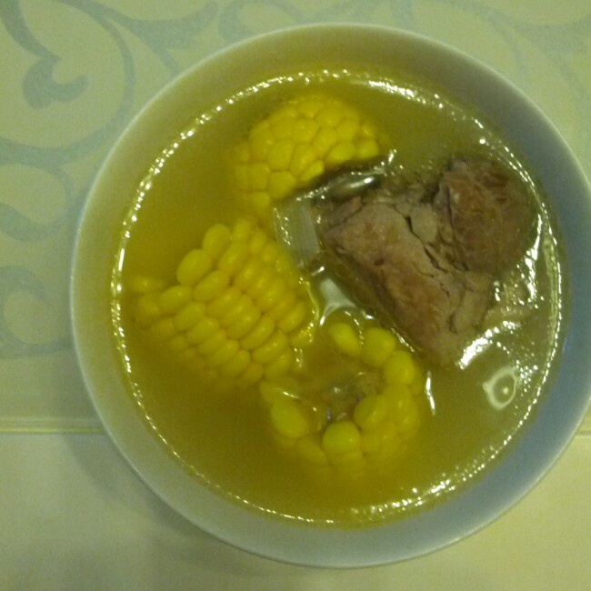 玉米排骨汤