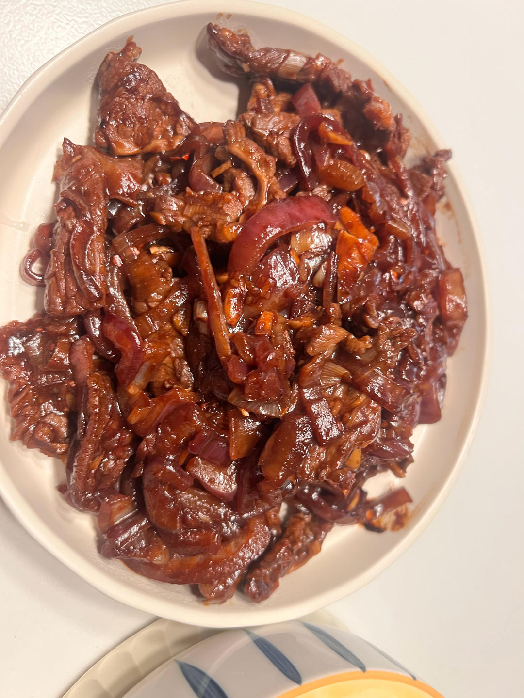 孜然牛肉（👈孜然肉片向左，吉野家向右👉）