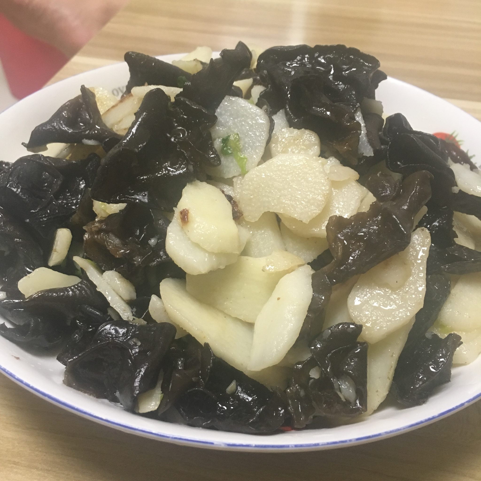 清炒山药木耳