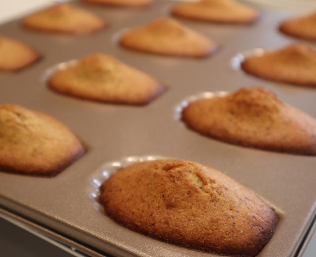 海盐栗子玛德琳 秋日限定甜点 聚会 2分钟快手甜品 玛捷斯的做法