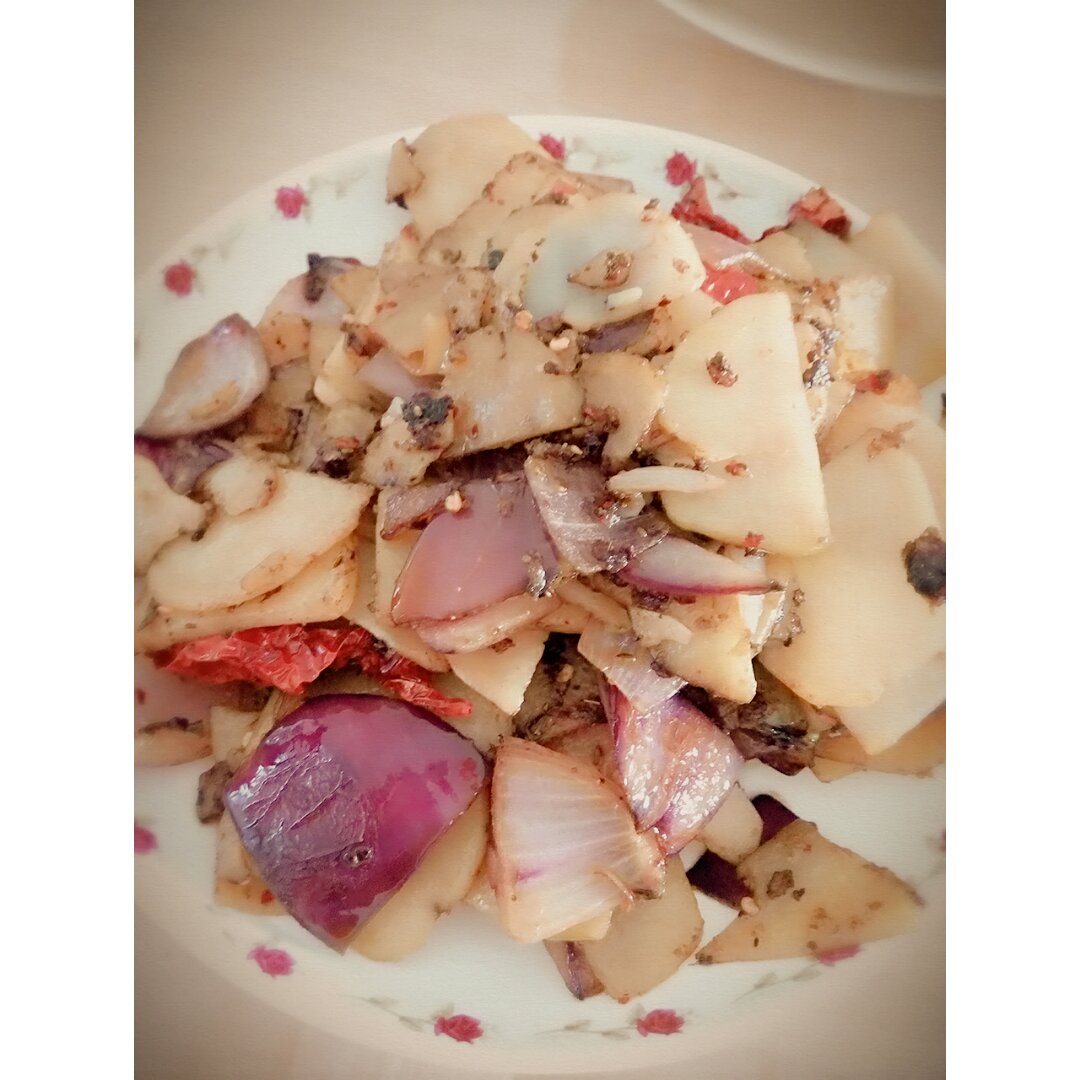 孜然洋葱土豆片