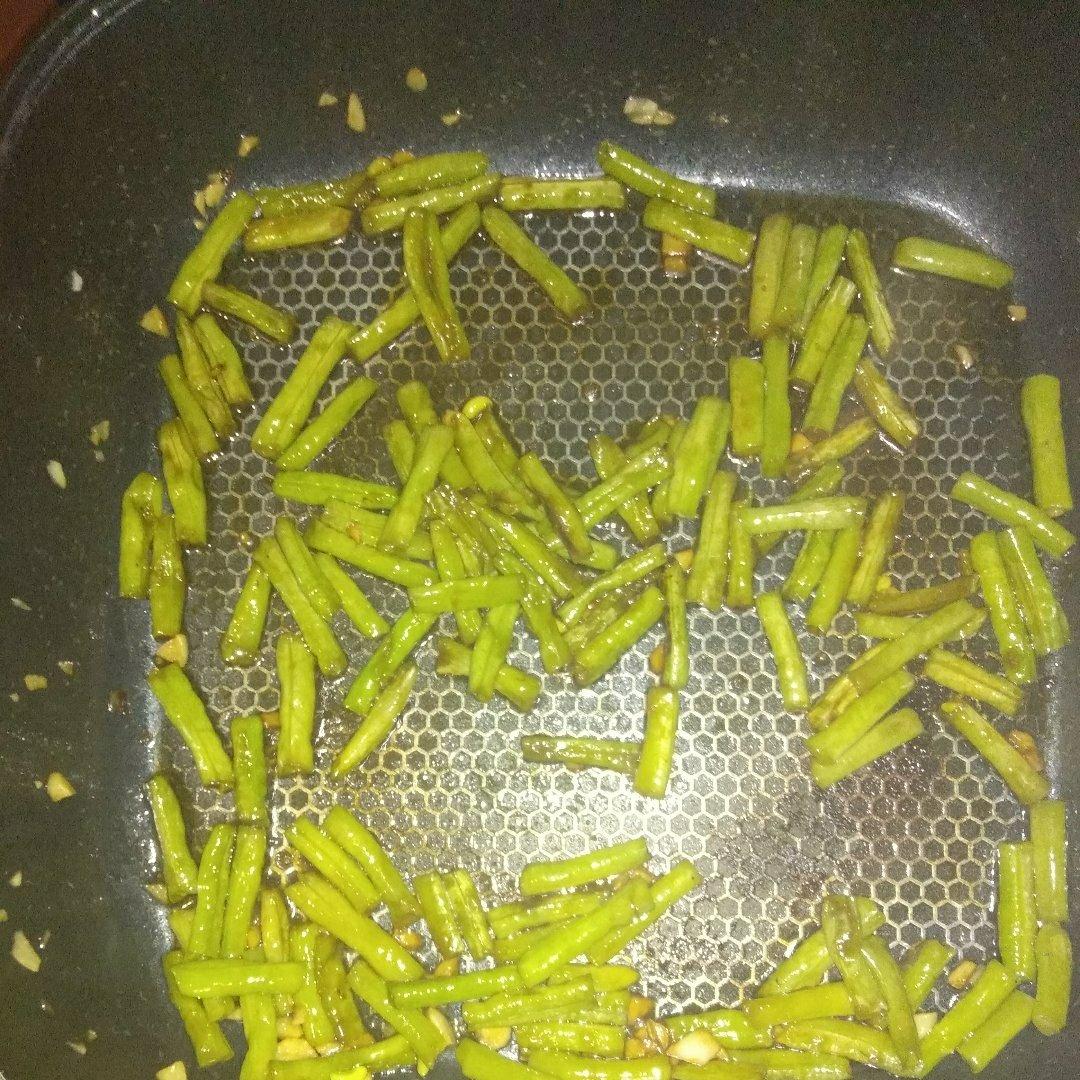 素炒长豆角