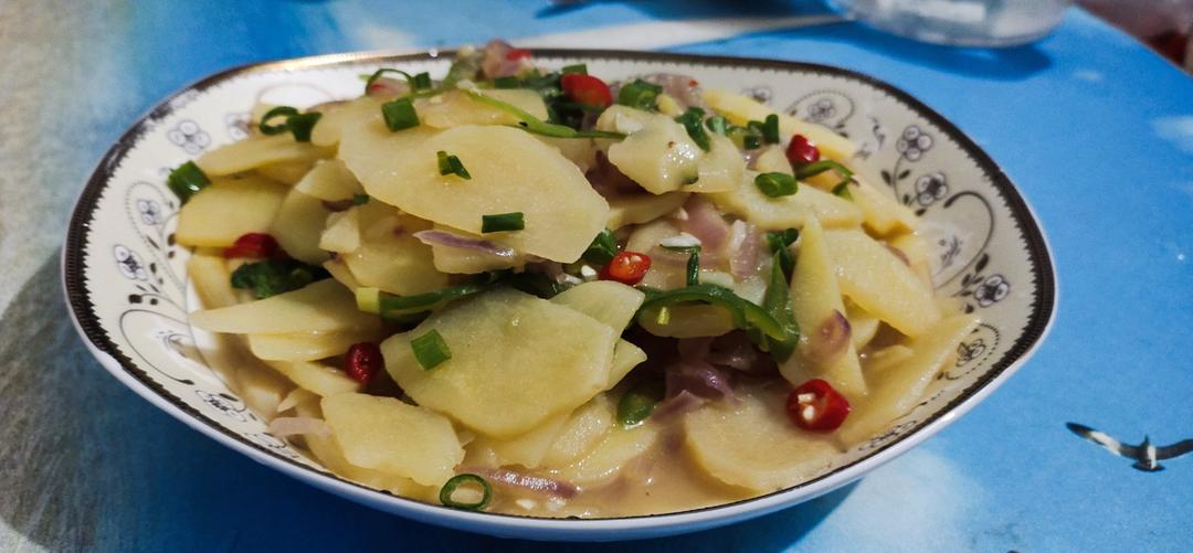 洋葱炒土豆片