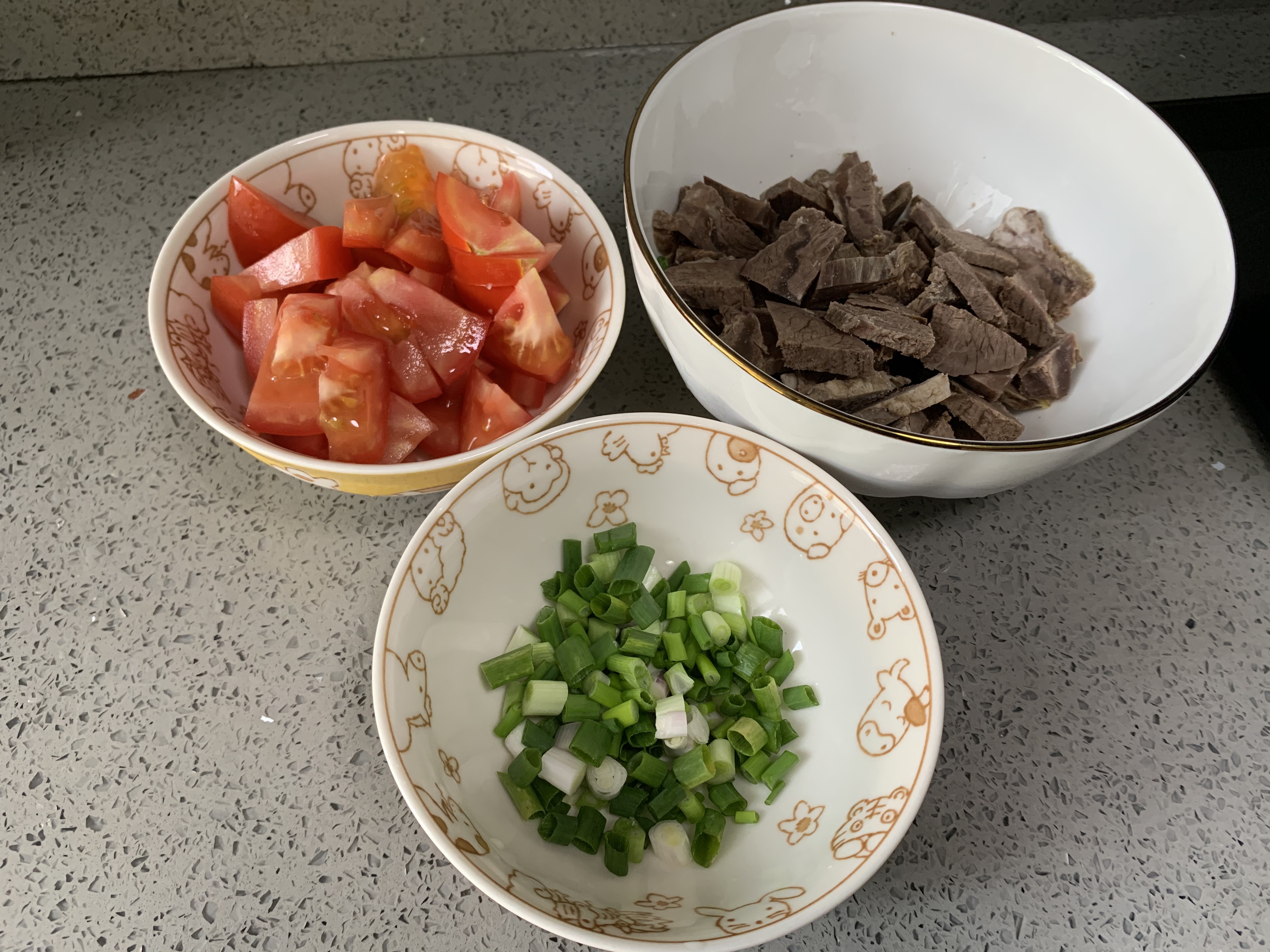 西红柿牛肉面的做法 步骤1