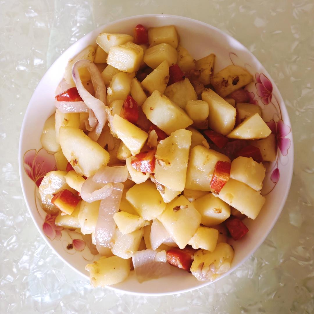 烧烤风味的土豆小香肠