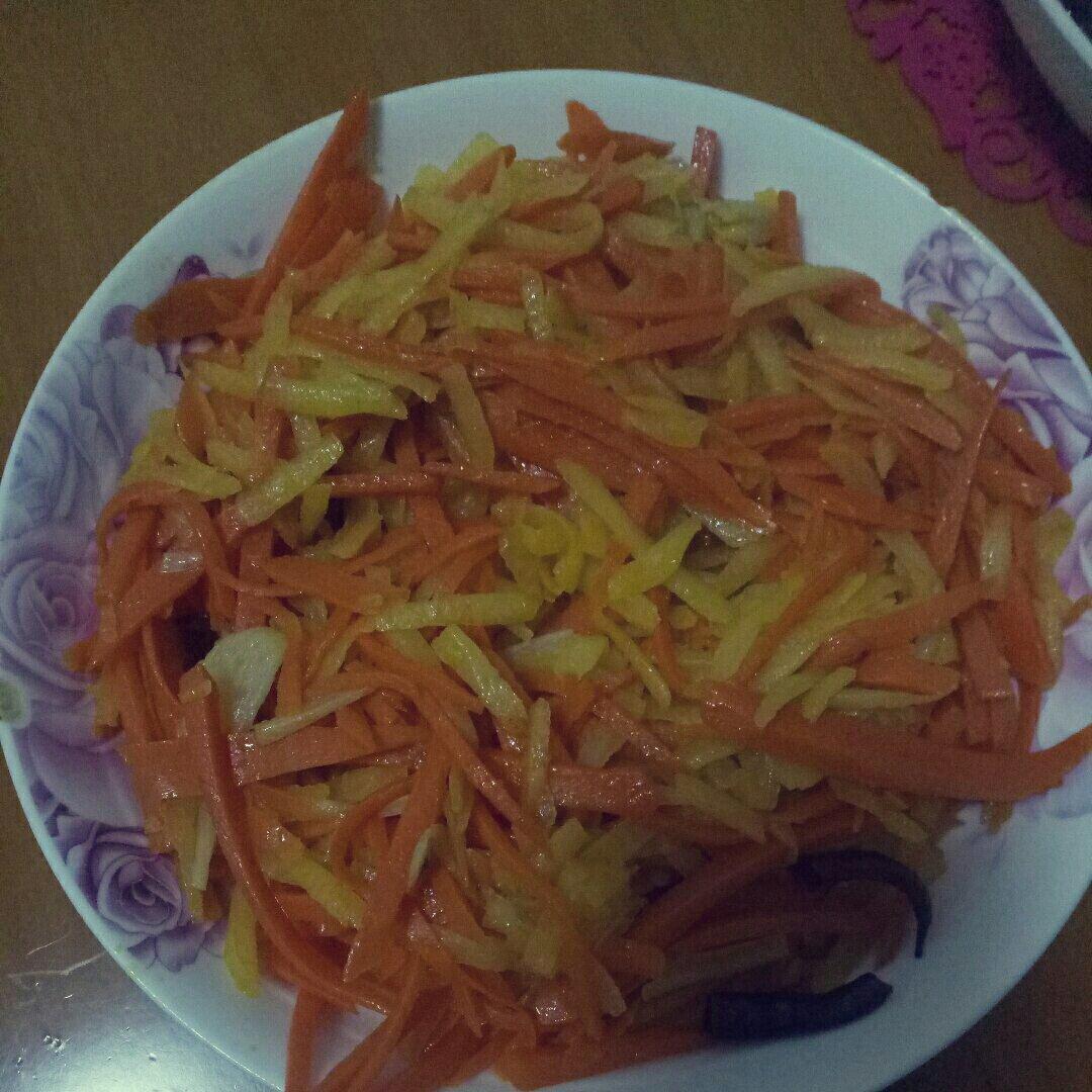 炒胡萝卜土豆丝