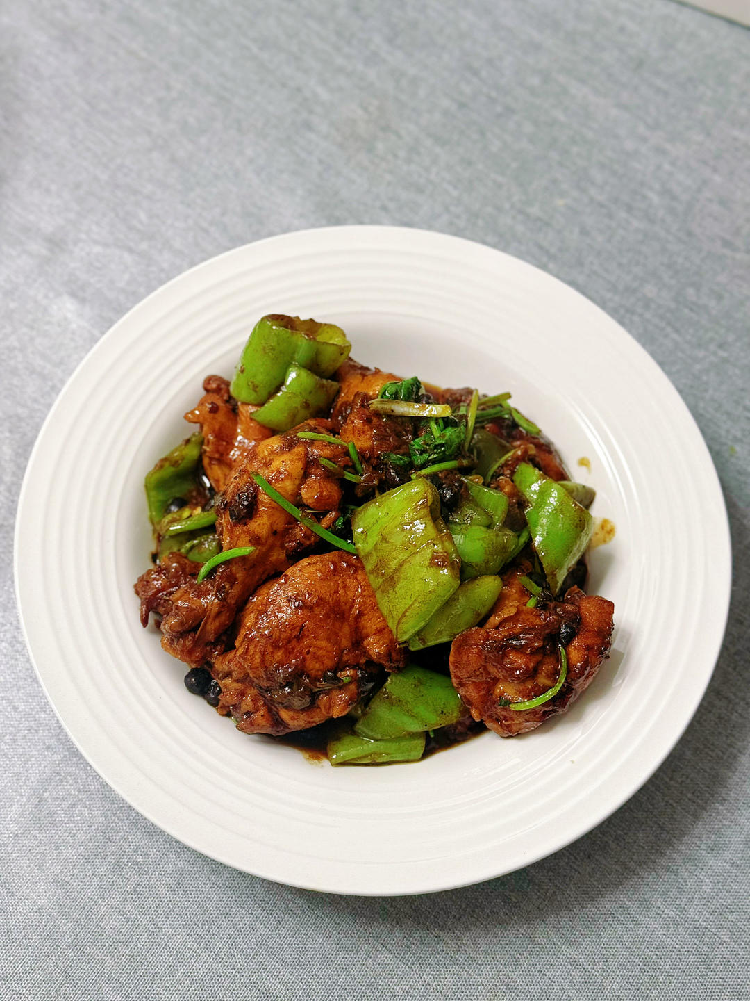 烧椒豆豉排骨（小鸡腿版）