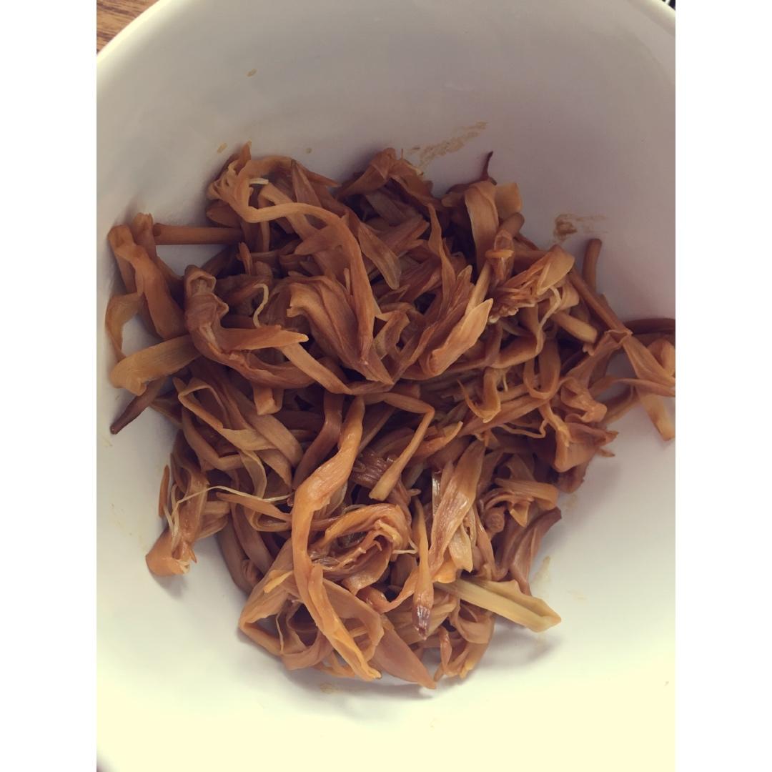 清炒黄花菜