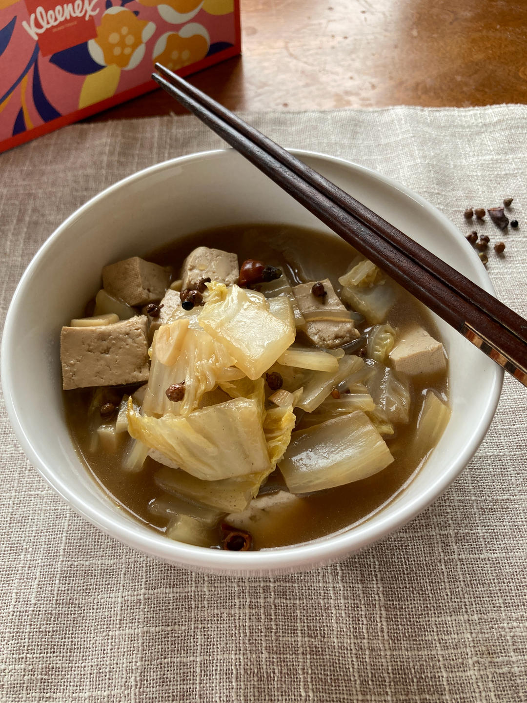 家常白菜粉条炖豆腐