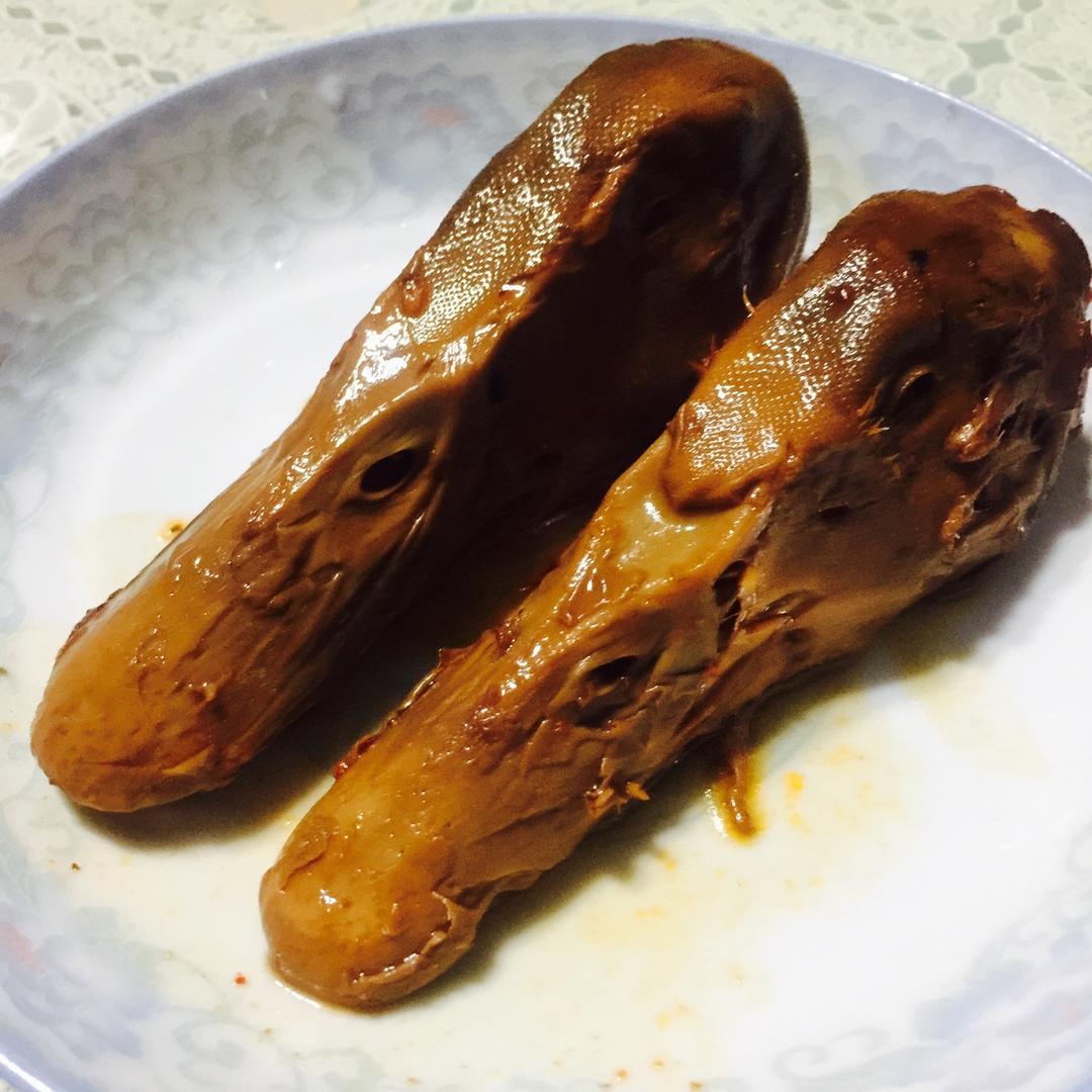 卤鸭头