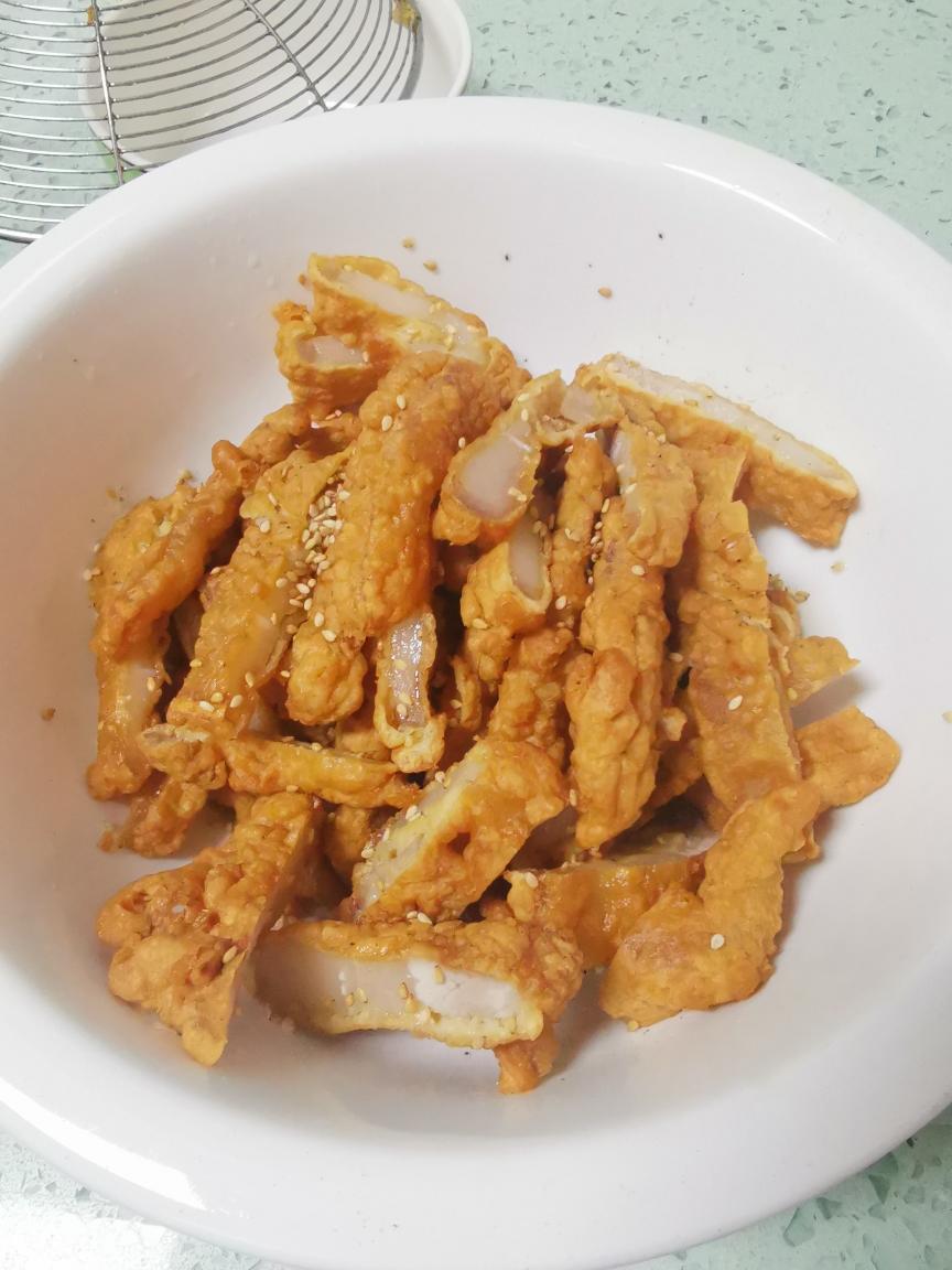 一点都不麻烦的炸酥肉，这味道你绝对难以忘怀的做法