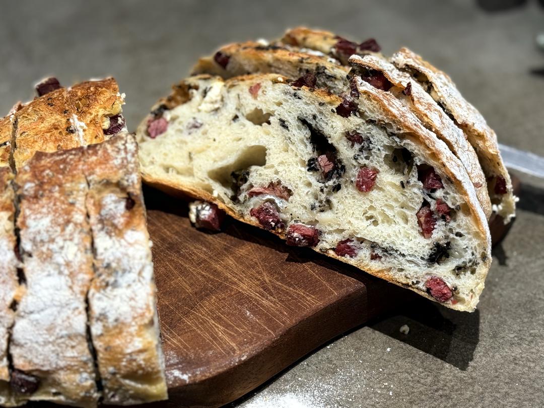 罗勒牛肉欧包的做法