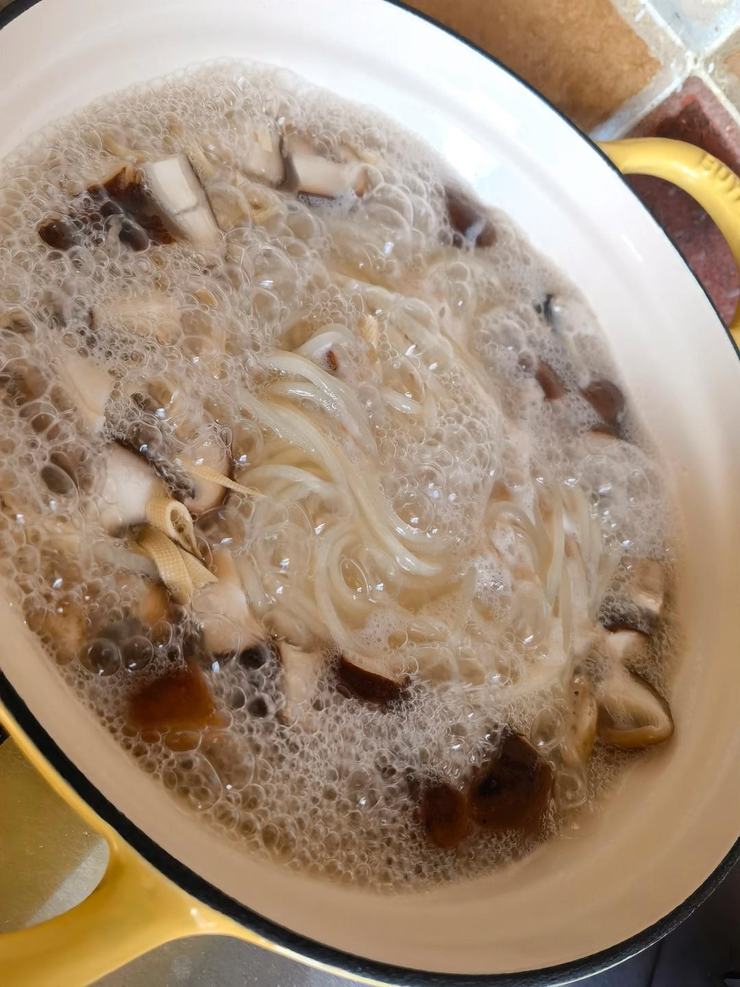 炸茄盒【1月北鼎珐琅锅食谱】