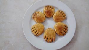植物油版-佛手酥,苏式月饼,老婆饼,莲花酥,梅花酥(2种简易包酥法)的做法 步骤19