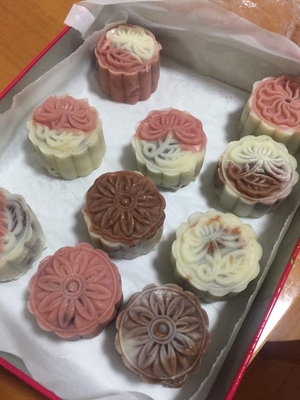 传说中的大班冰皮月饼 终于能尝到啦~