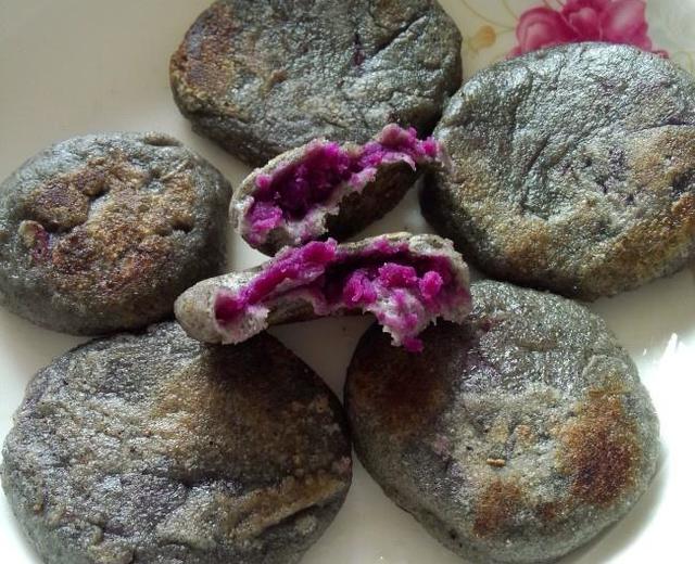 黑芝麻紫薯饼的做法