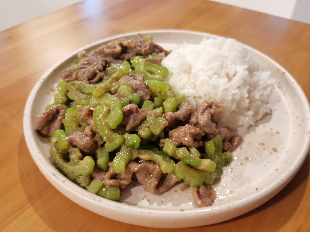 一个人也要认真吃饭