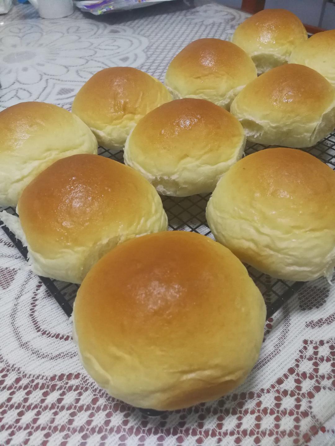 软到不知所措的牛奶卷