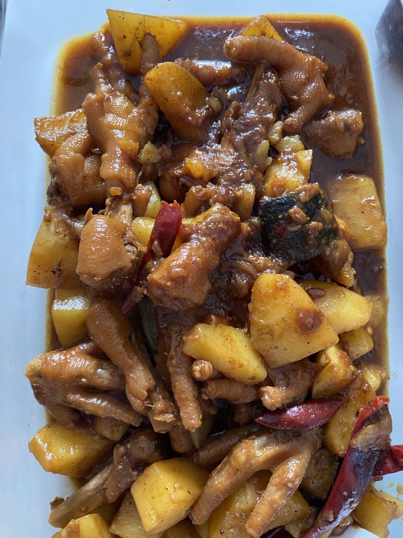 学会这道鸡爪煲就再也不用去胖哥俩排队了