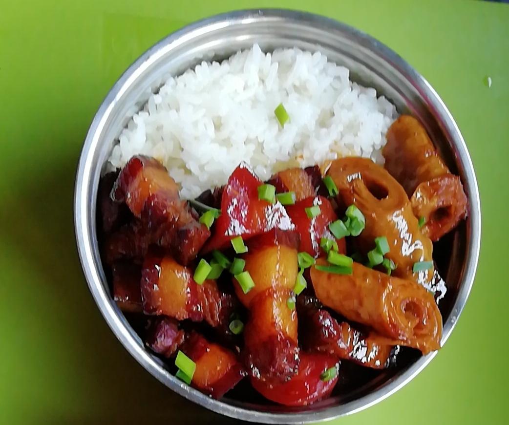 不用油炒的川式红烧肉