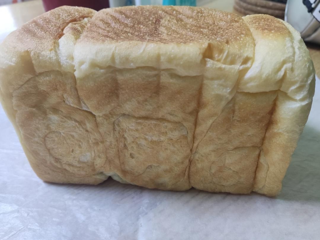 手揉植物油吐司