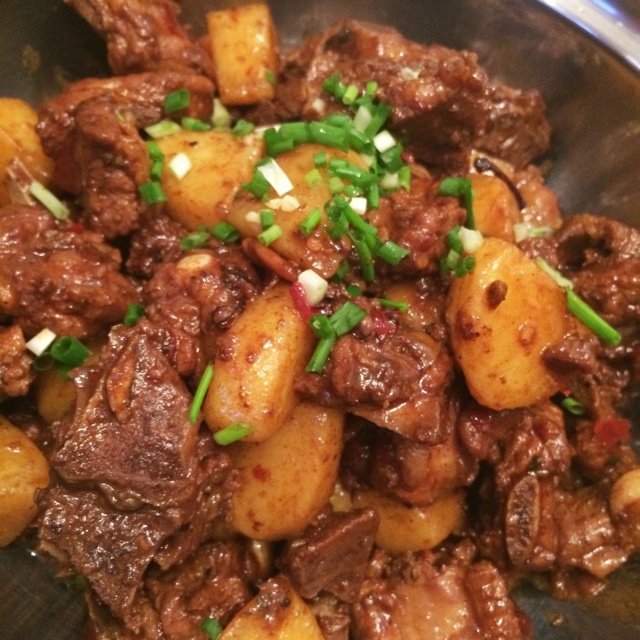川味土豆烧排骨
