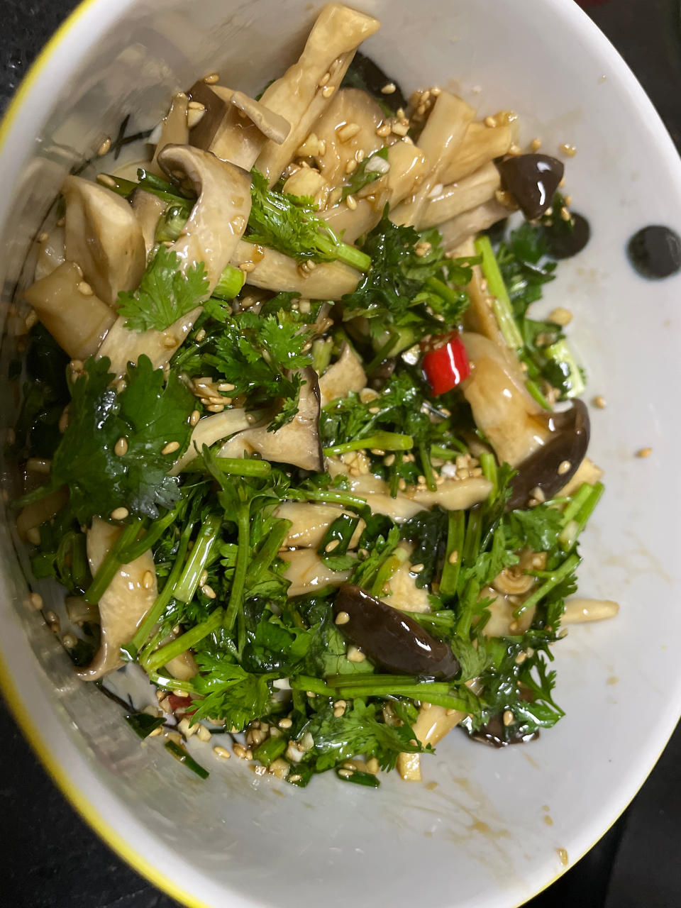 比肉还好吃的【手撕凉拌杏鲍菇】，上桌扫光光