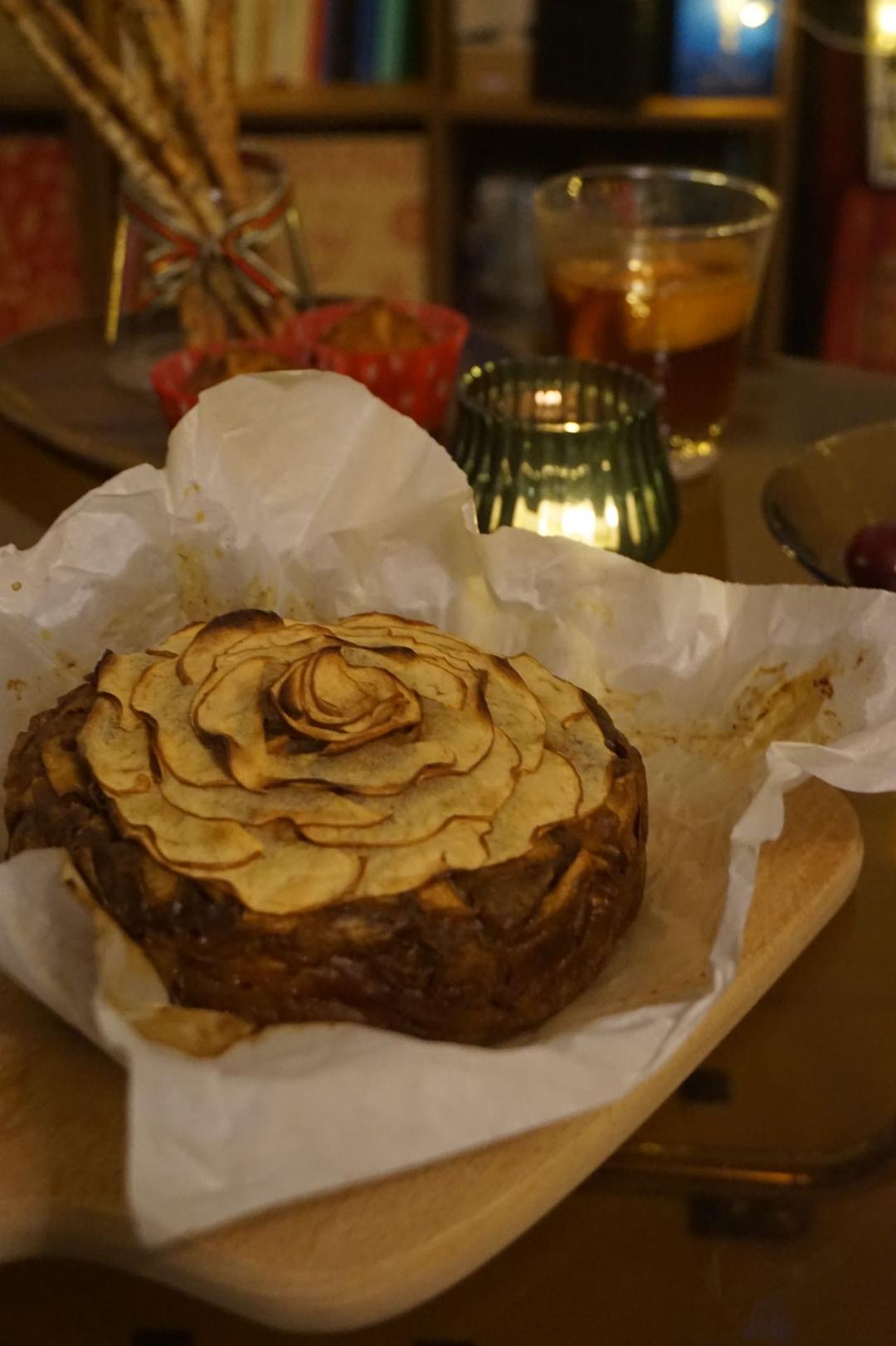 经典的法式肉桂苹果蛋糕