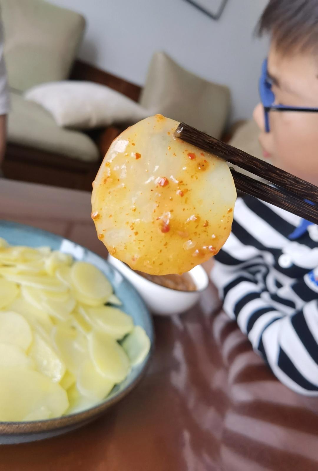 童年回忆之炸土豆片（小时候在街边小摊吃的炸土豆片）